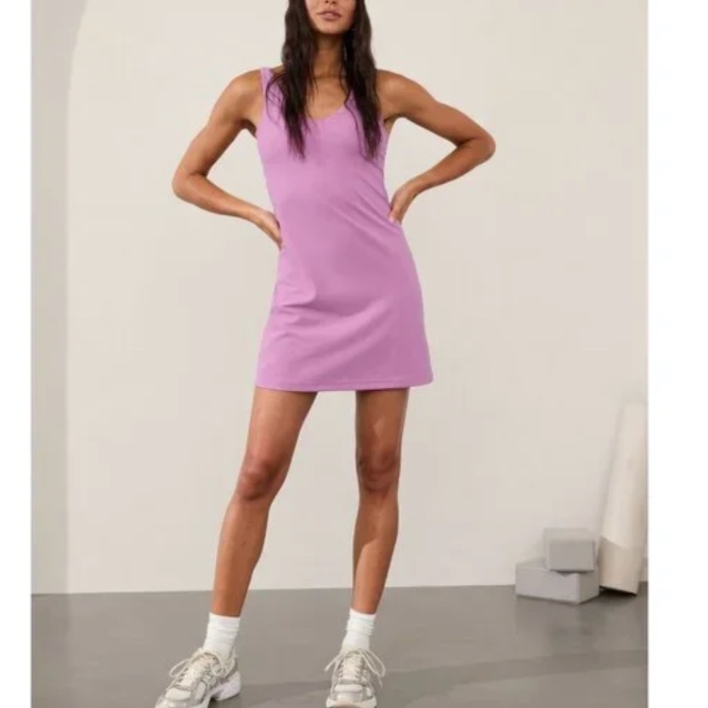 Athleta Transcend Dress Lotus Pink Built in Bra & Shorts - XXS